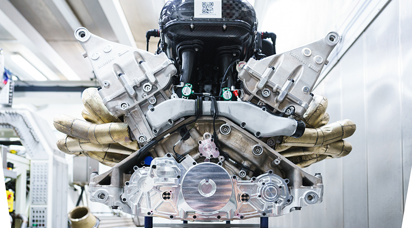 6.5 liter V12 engine with 1,000 hp from the Aston Martin Valkyrie